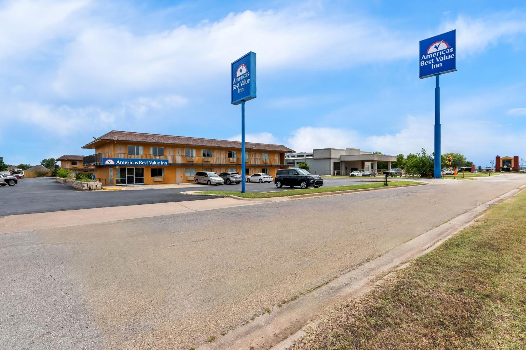 Americas Best Value Inn Stillwater Exteriör bild