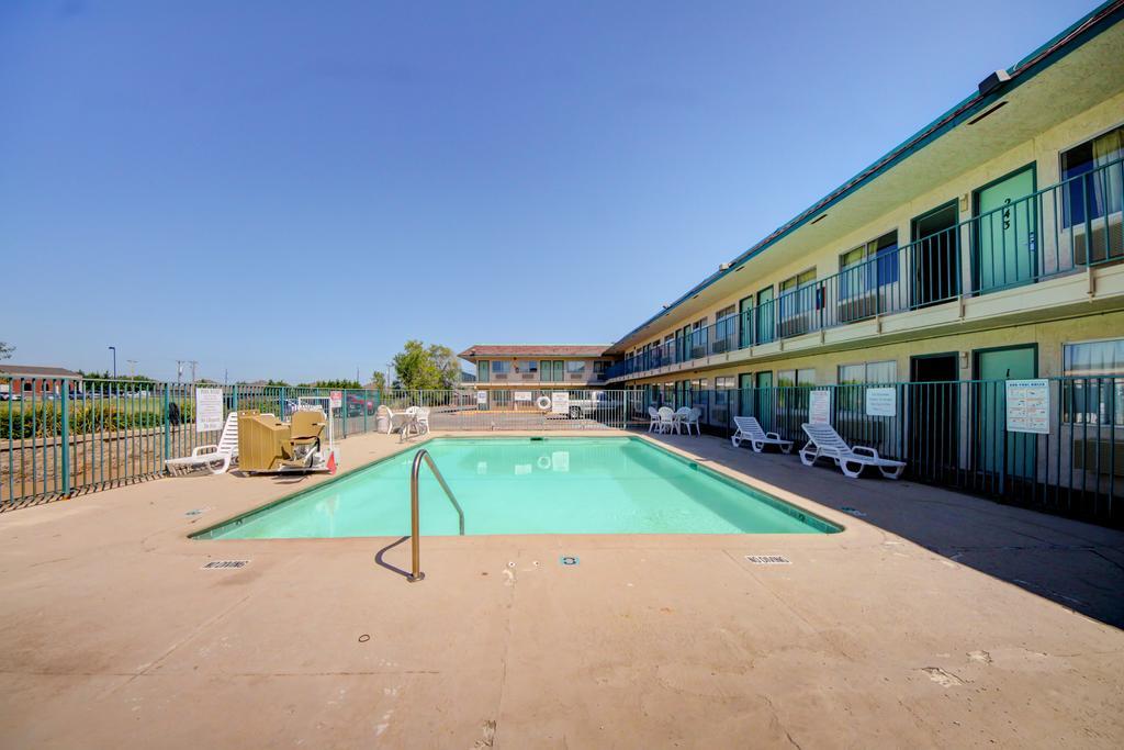 Americas Best Value Inn Stillwater Exteriör bild