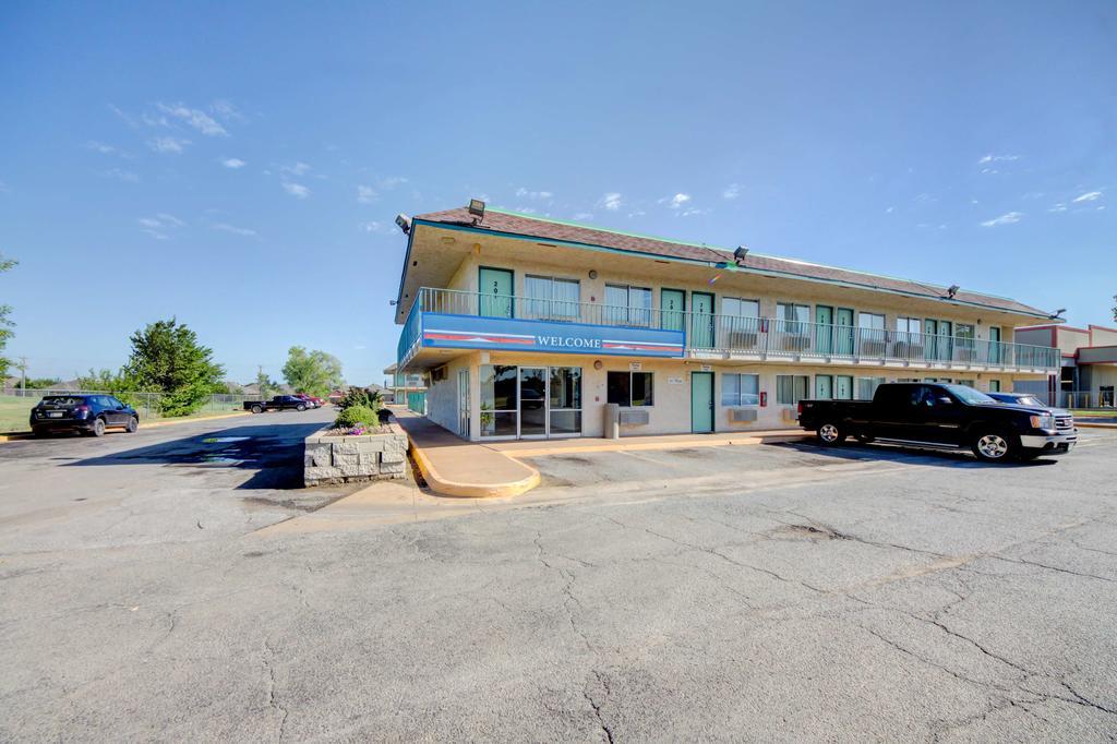 Americas Best Value Inn Stillwater Exteriör bild